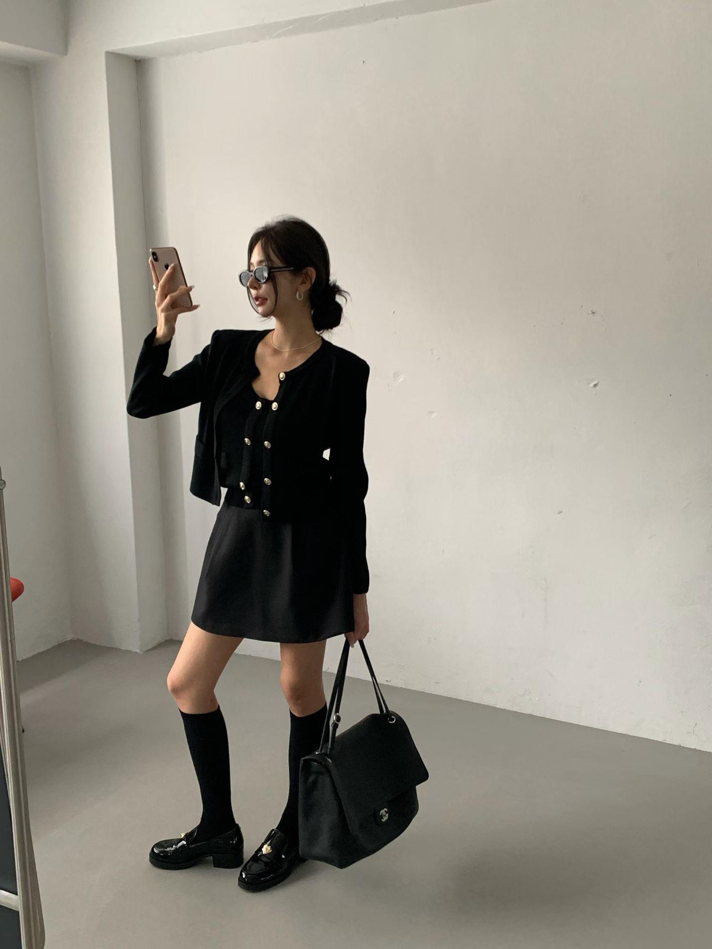 金扣莫蘭迪小香外套+背心兩件組